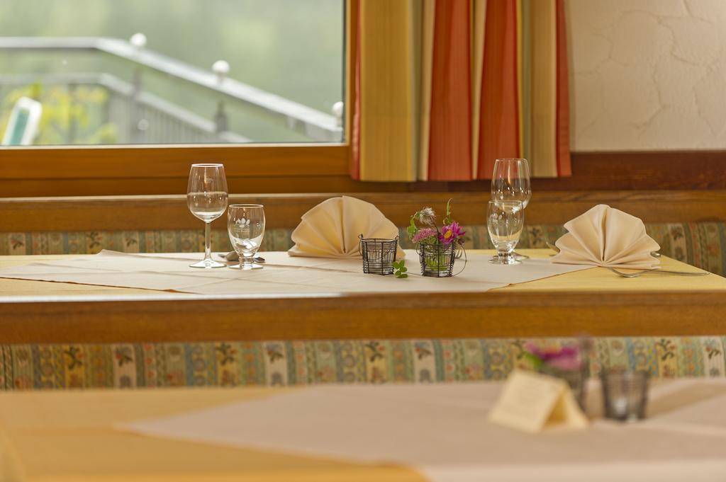 Cafe Pension Zum Jaeger Buchboden Bagian luar foto