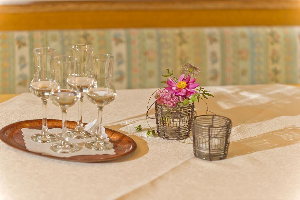 Cafe Pension Zum Jaeger Buchboden Bagian luar foto