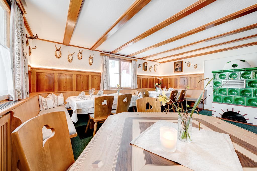 Cafe Pension Zum Jaeger Buchboden Bagian luar foto